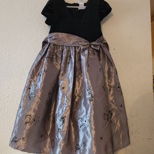 Girl dress